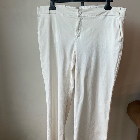 Gap Plus Size Stretch Pants - Picture 2 of 16